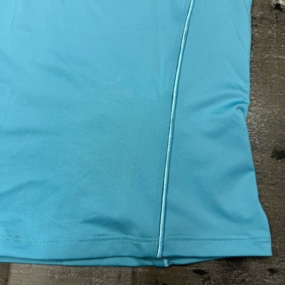 NWT Under Armour Fitted Tank Top size XS - Picture 3 of 8